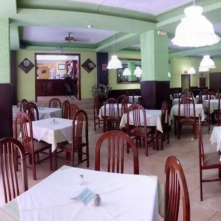 Park Plaza Szálloda 2*